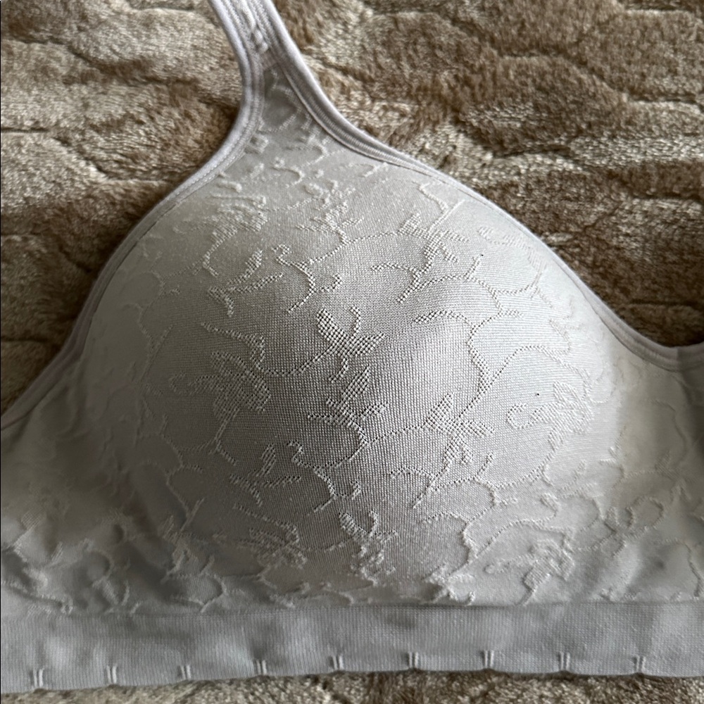 Wireless Bra - Picture 3 of 10
